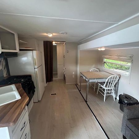 Lakefront Rv Cottage In Parry Sound #1 מראה חיצוני תמונה